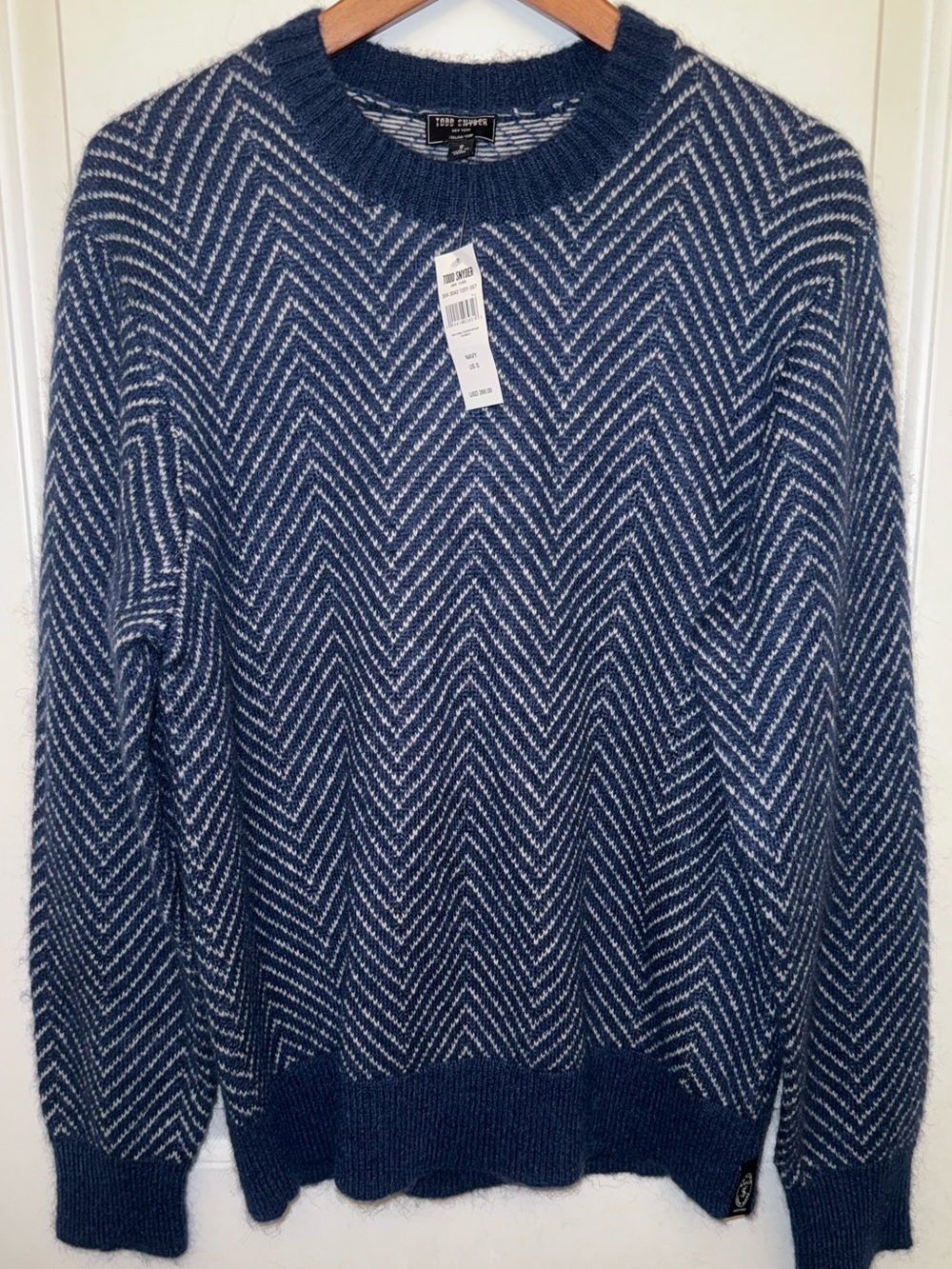 🪡Todd Snyder NWT Italian Yarn Mohair Sweater in Navy/White Chevron